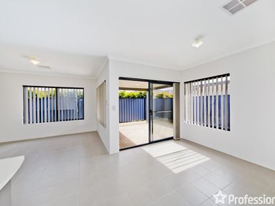 266B The Strand, Dianella WA 6059
