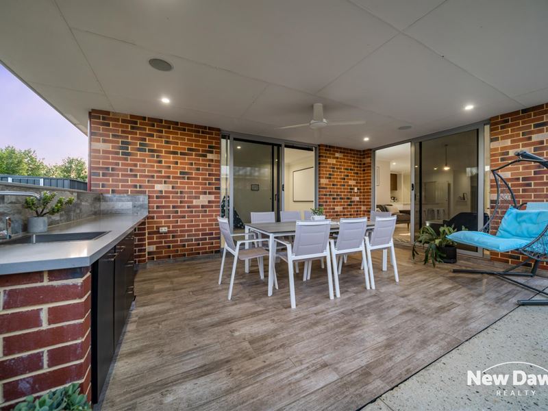 27 Kedleston Link, The Vines