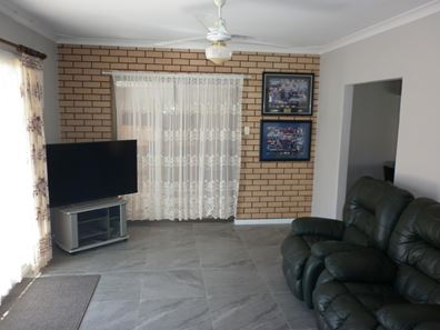 1 Hakea Place, Katanning WA 6317