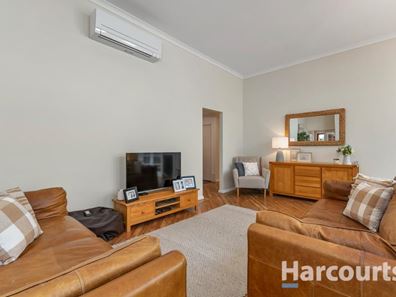 13 Savona Grove, Mindarie WA 6030