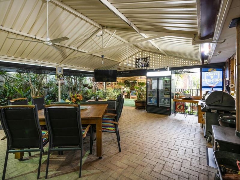 5 Allamanda Way, Forrestfield