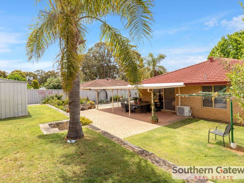 32 Bilya Gardens, Leda WA 6170