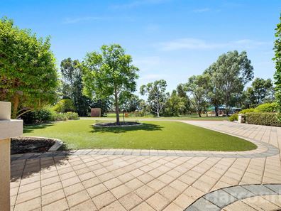 6 Haven Place, Pinjarra WA 6208