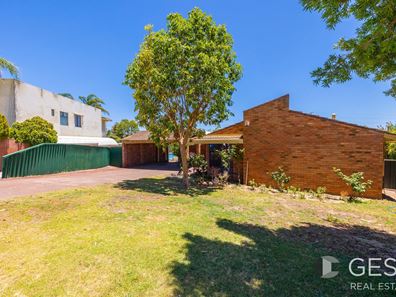 10 Richards Place, Noranda WA 6062