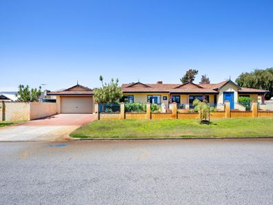 2 Widdicombe Street, Melville WA 6156