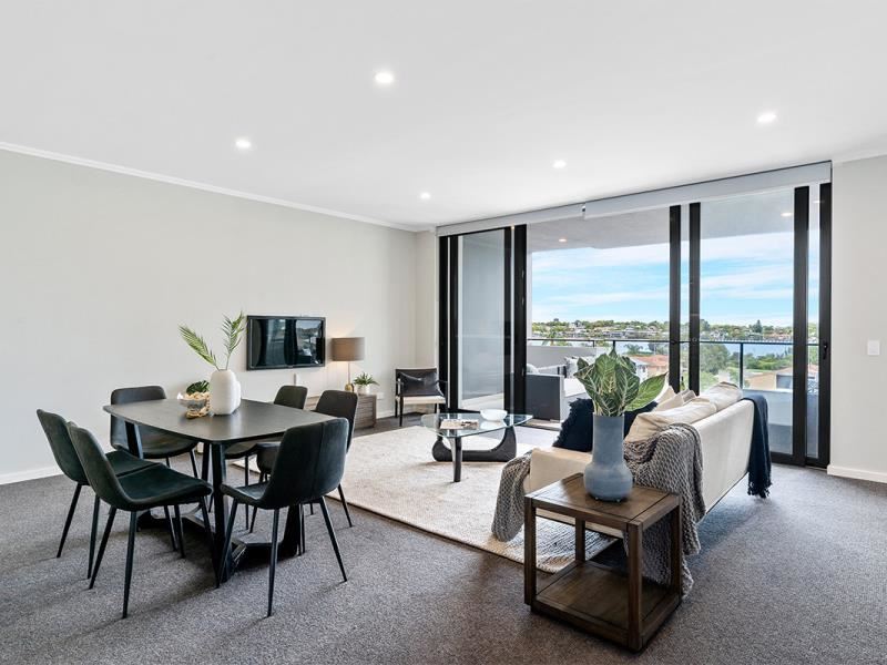 107/8 Henley Street, Como