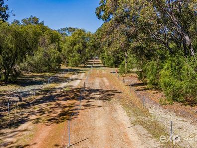 18 Flathead Vista, Lake Clifton WA 6215