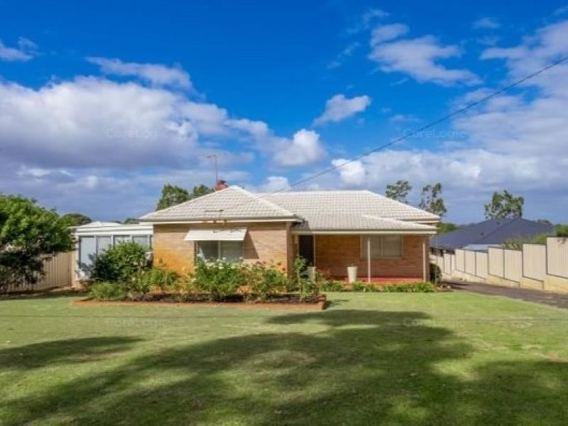 27 Steere Crescent, Carey Park