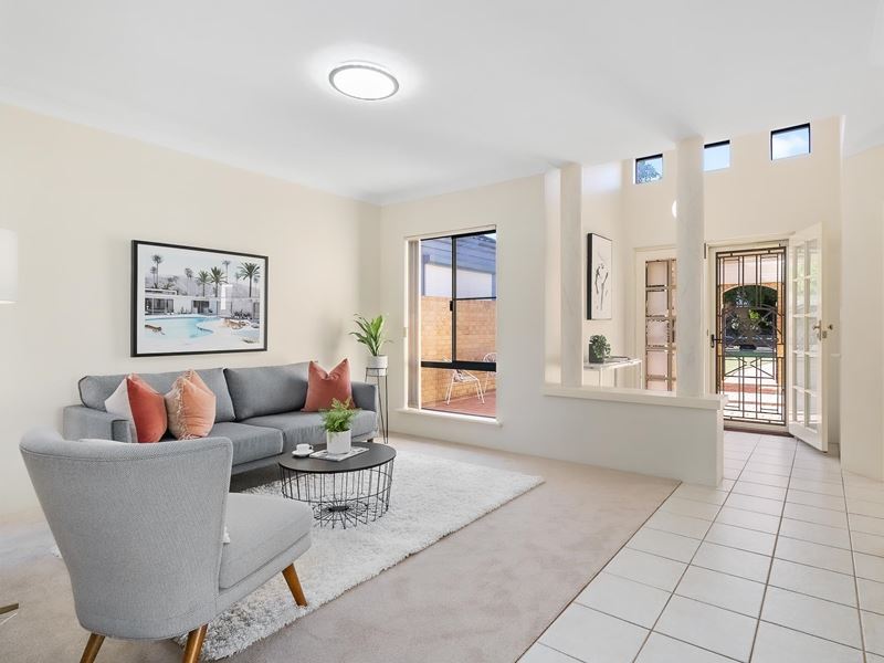 8B Strickland Road, Ardross
