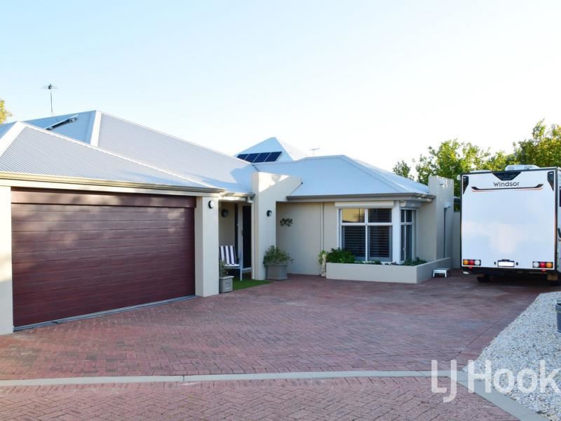 9 Coila Bend, Lakelands