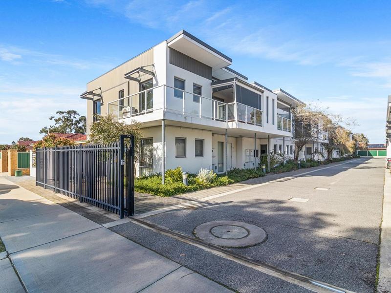 12/13 Spring Avenue, Middle Swan