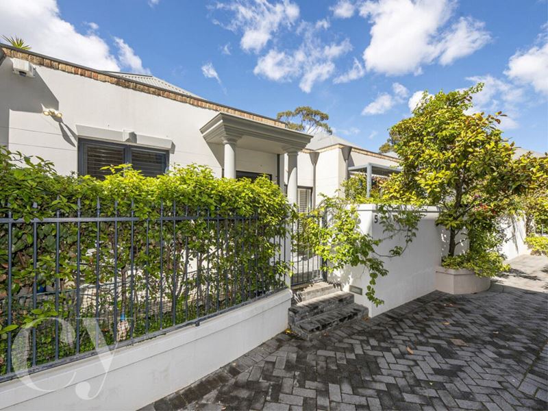 5/8 Bay Road, Claremont