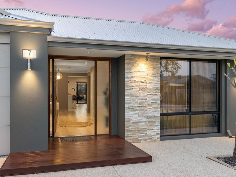 7 Sandstone Promenade, Harrisdale