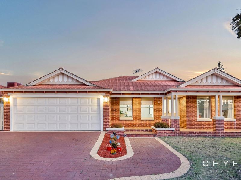 2 Cristobal Crescent, Mindarie