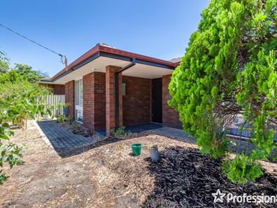 1 Beechcroft Place, Camillo WA 6111