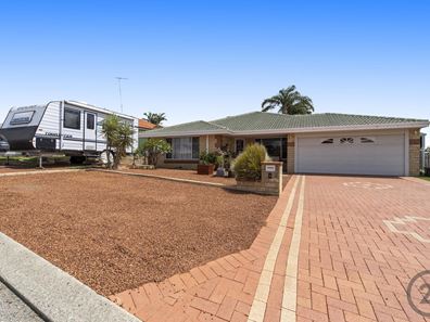 4 Willmott Close, Halls Head WA 6210