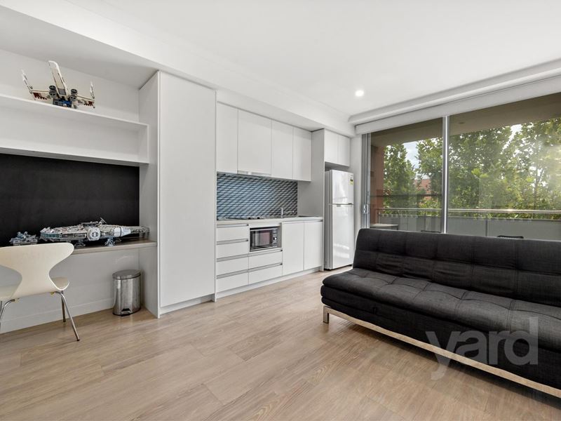 27/10 Quarry Street, Fremantle