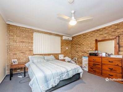 63 A McAleer Drive, Mahomets Flats WA 6530