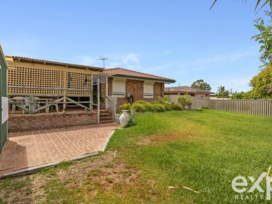 11 Willow  Court, Cooloongup WA 6168