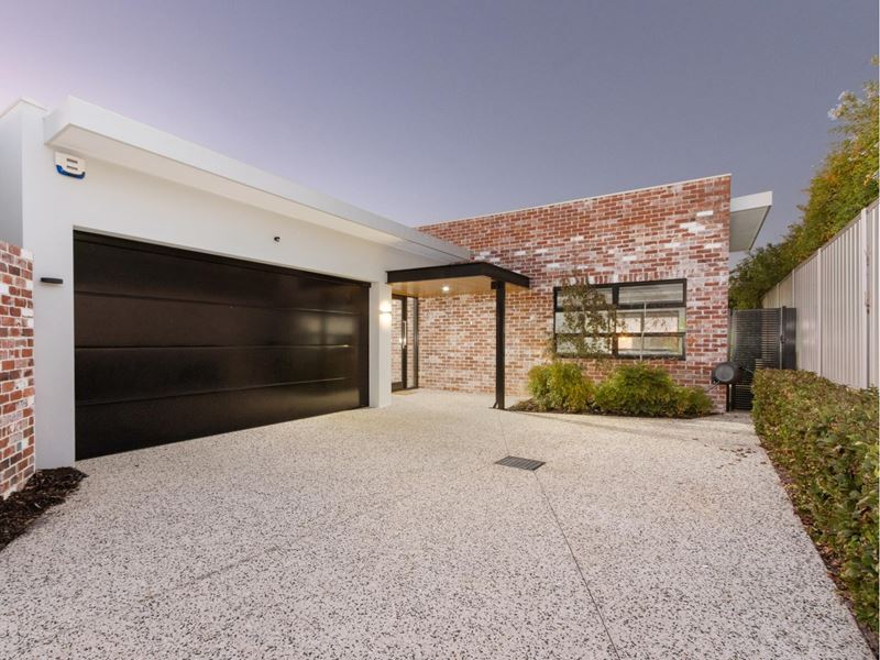10b Thelma Street, Como