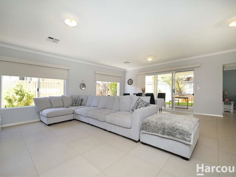 75 Leatherback Boulevard, Alkimos