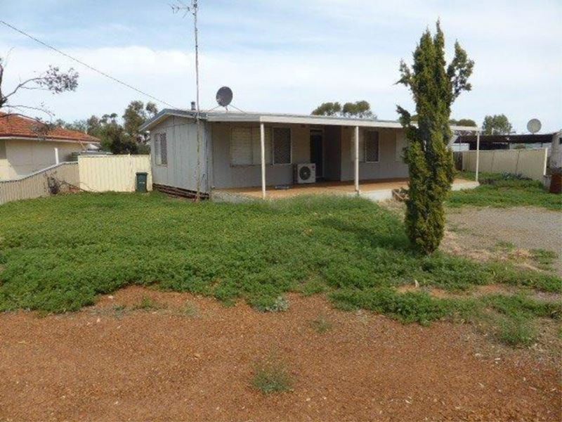 19 Livingstone Street, Perenjori WA 6620