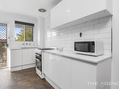 29A/305 Harborne Street, Glendalough WA 6016