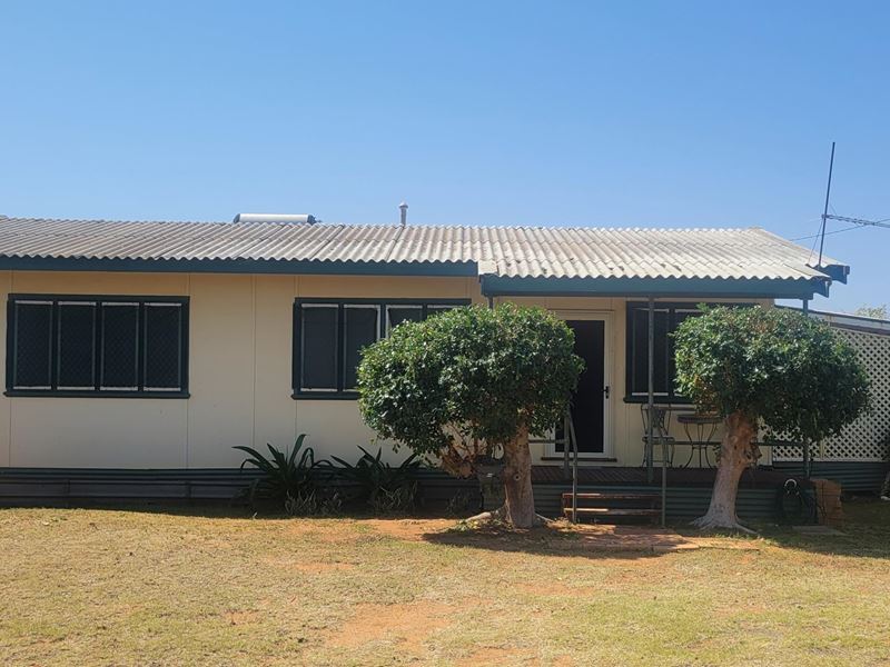 33 Carey Street, Carnarvon