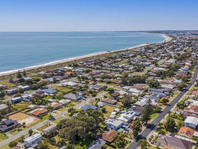 23 Nestor Way, Silver Sands WA 6210