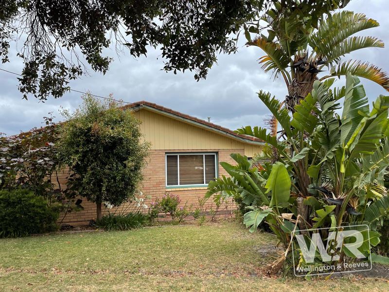 16 Leslie Street, Yakamia WA 6330