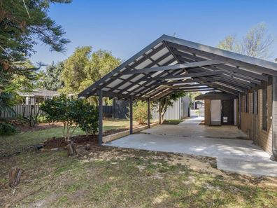 1 Brigalow Way, Lesmurdie WA 6076