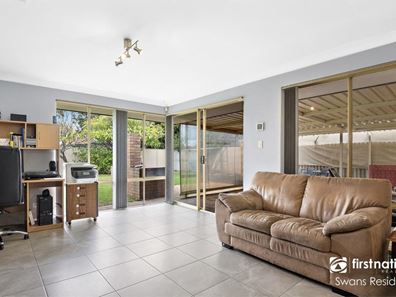 54 Bottlebrush Drive, Thornlie WA 6108