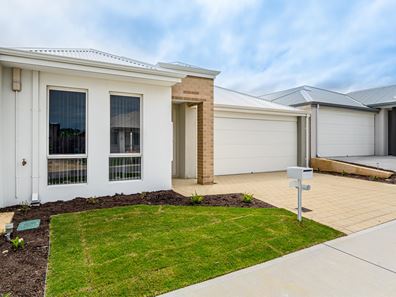 5 Friedrich  Way, Alkimos WA 6038