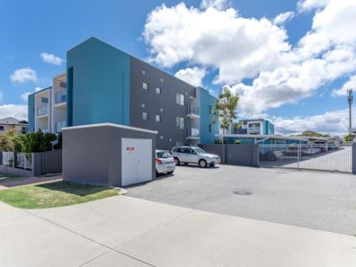 23/9 Citadel Way, Currambine WA 6028