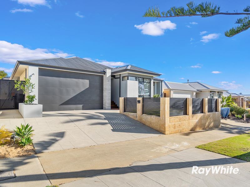 18 Northport Boulevard, Wannanup WA 6210