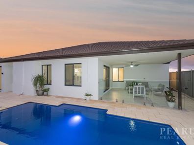 22 Blackpool Promenade, Iluka WA 6028