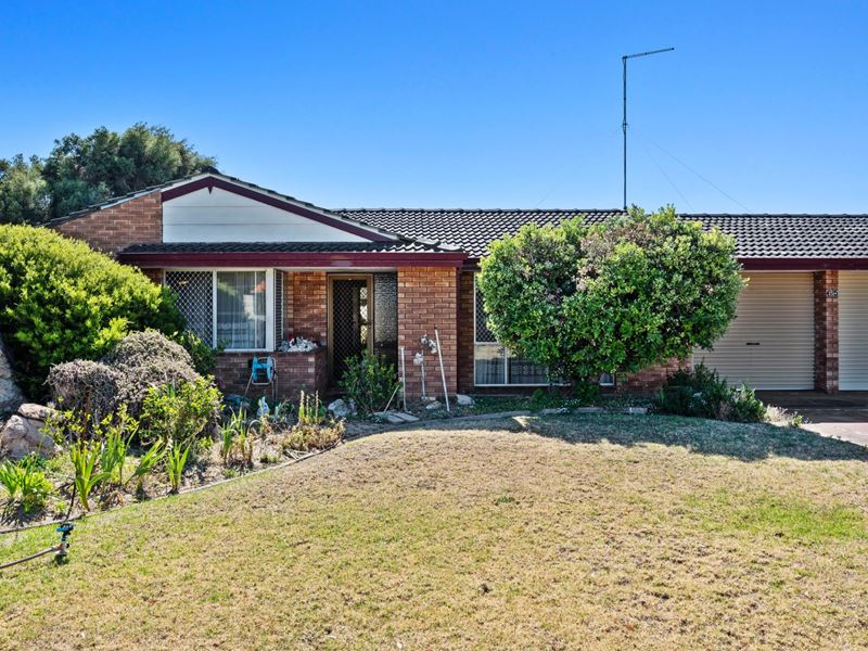 65 Portmarnock Circle, Halls Head WA 6210