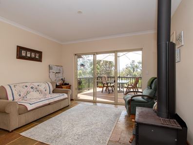 17 Coughlan Grove, Ocean Beach WA 6333