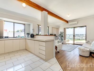 22 Peterborough Drive, Currambine WA 6028