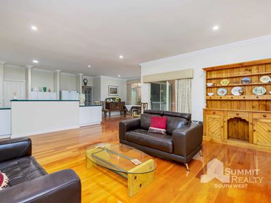 33 Wass Drive, Glen Iris WA 6230