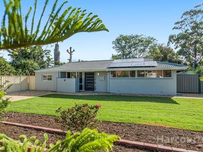 21 Thompson Drive, Wanneroo WA 6065