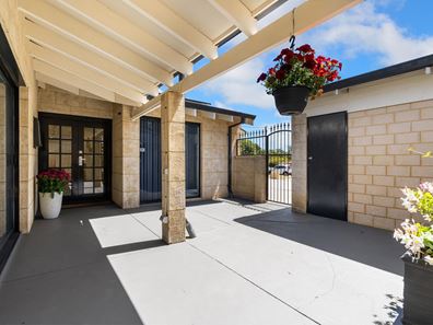 4 Hackbridge Way, Bayswater WA 6053