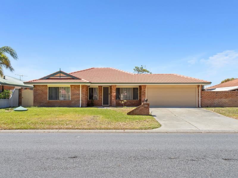 4 Achiever Avenue, Port Kennedy