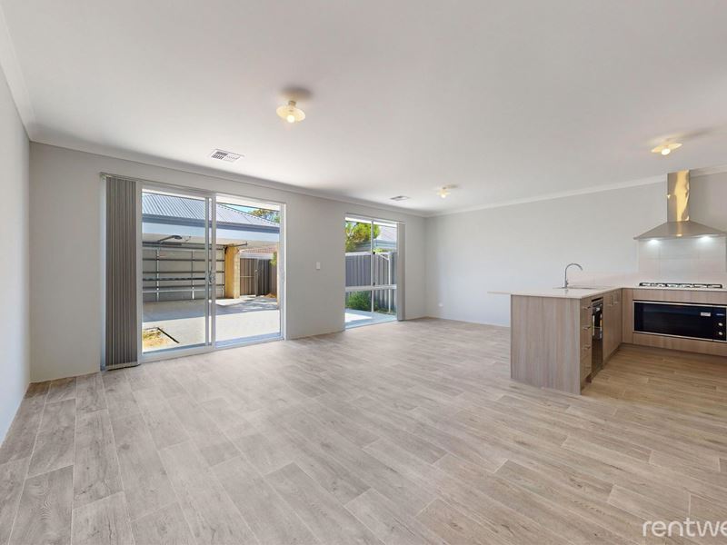 17 Dunk Street, Yanchep WA 6035