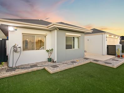 50 Plaistowe Boulevard, Byford WA 6122