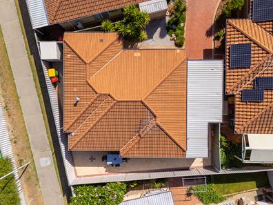 4/12 Dowling Street, Rockingham WA 6168