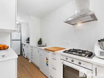 46/11 Herdsman Parade, Wembley WA 6014