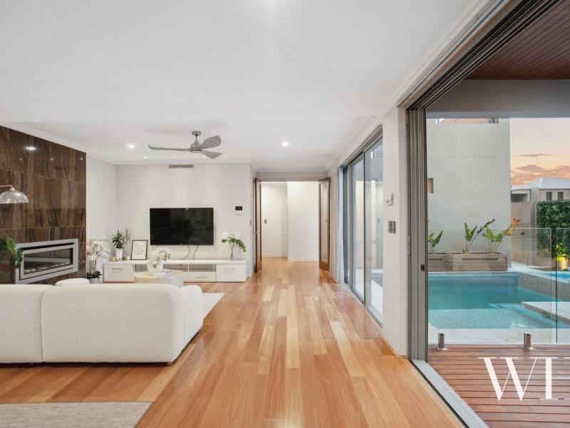 10 Wanstead Street, North Coogee