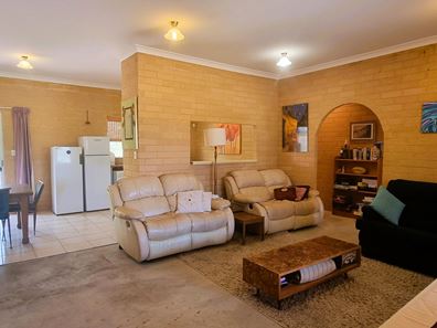 104/27 Ayres Crescent, Lancelin WA 6044