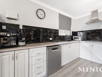 24 Clovertree  Street, Maddington WA 6109
